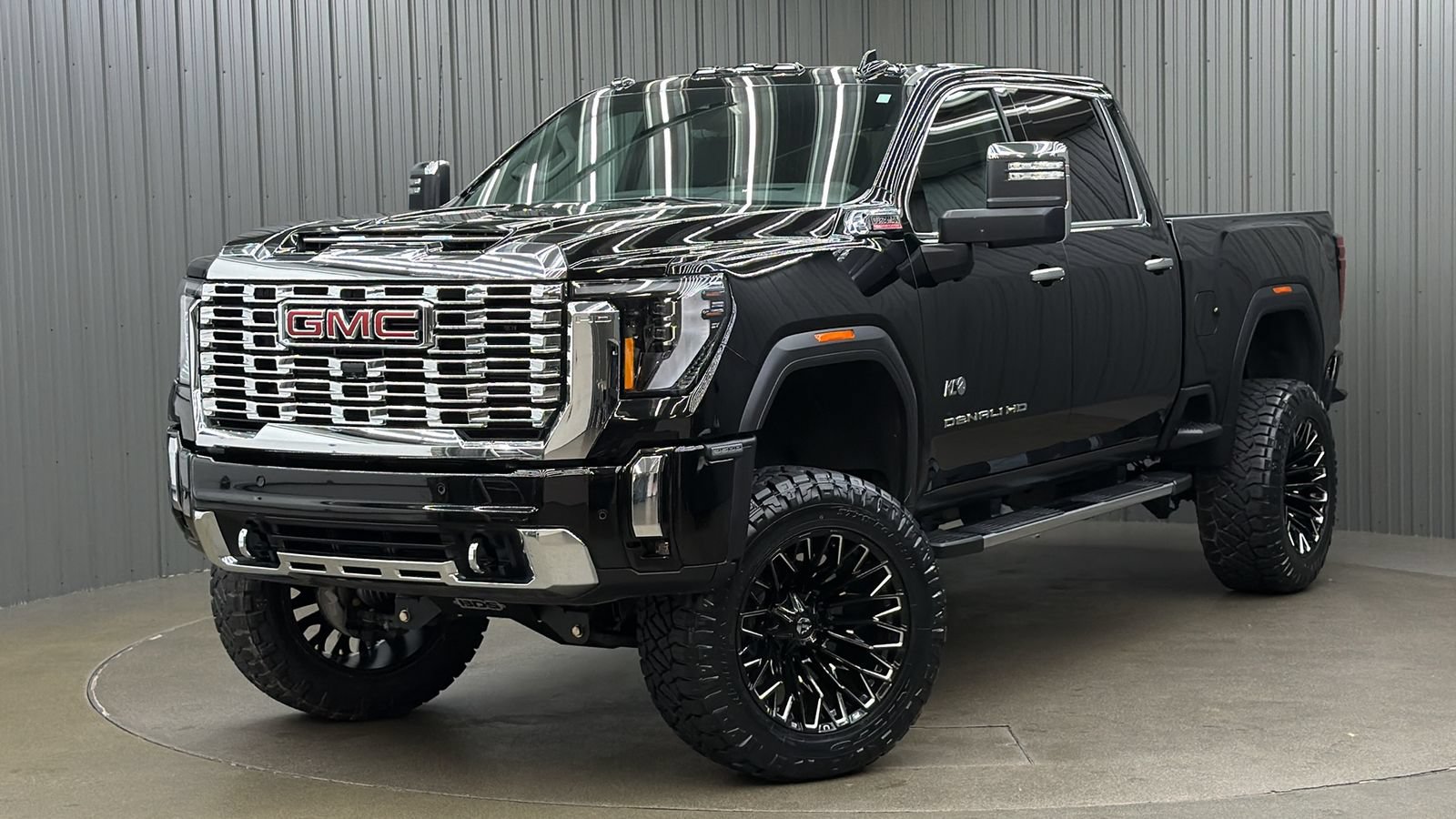 Used 2026 GMC Sierra 3500 Denali w/ Denali Reserve Package