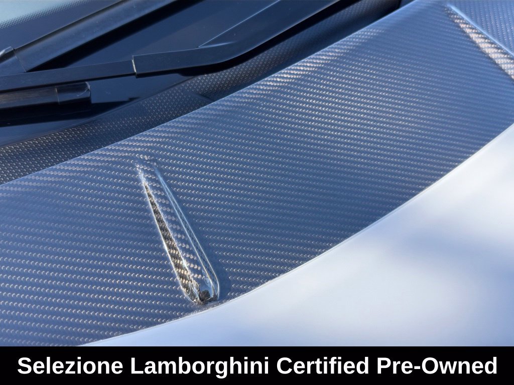 Used 2025 Lamborghini Revuelto AWD/4WD image 14