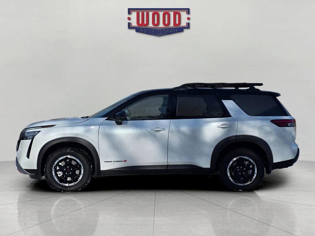 New 2026 Nissan Pathfinder SV image 5