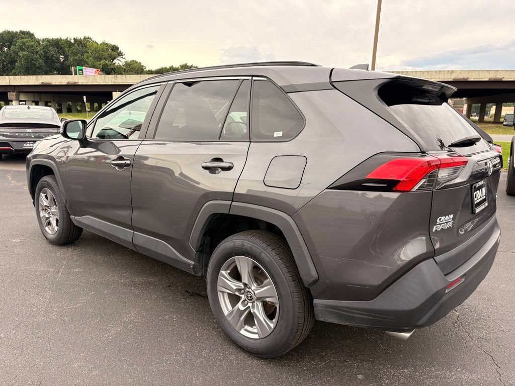 Used 2024 Toyota RAV4 XLE FWD image 5
