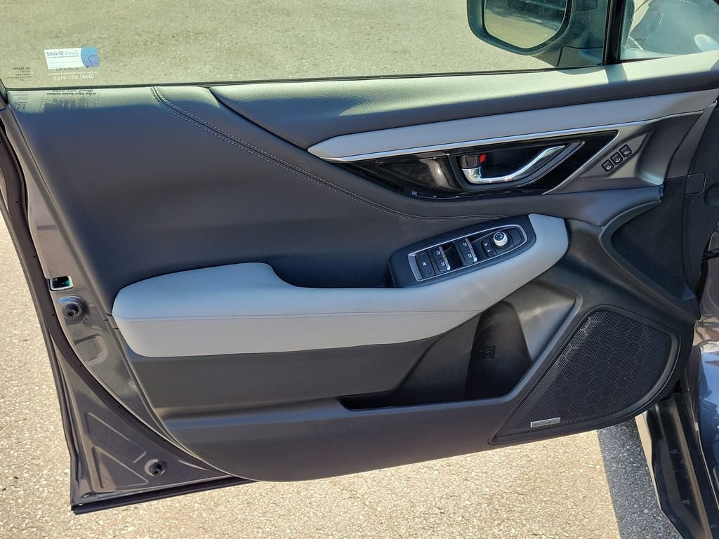 Used 2024 Subaru Outback Limited AWD/4WD image 18