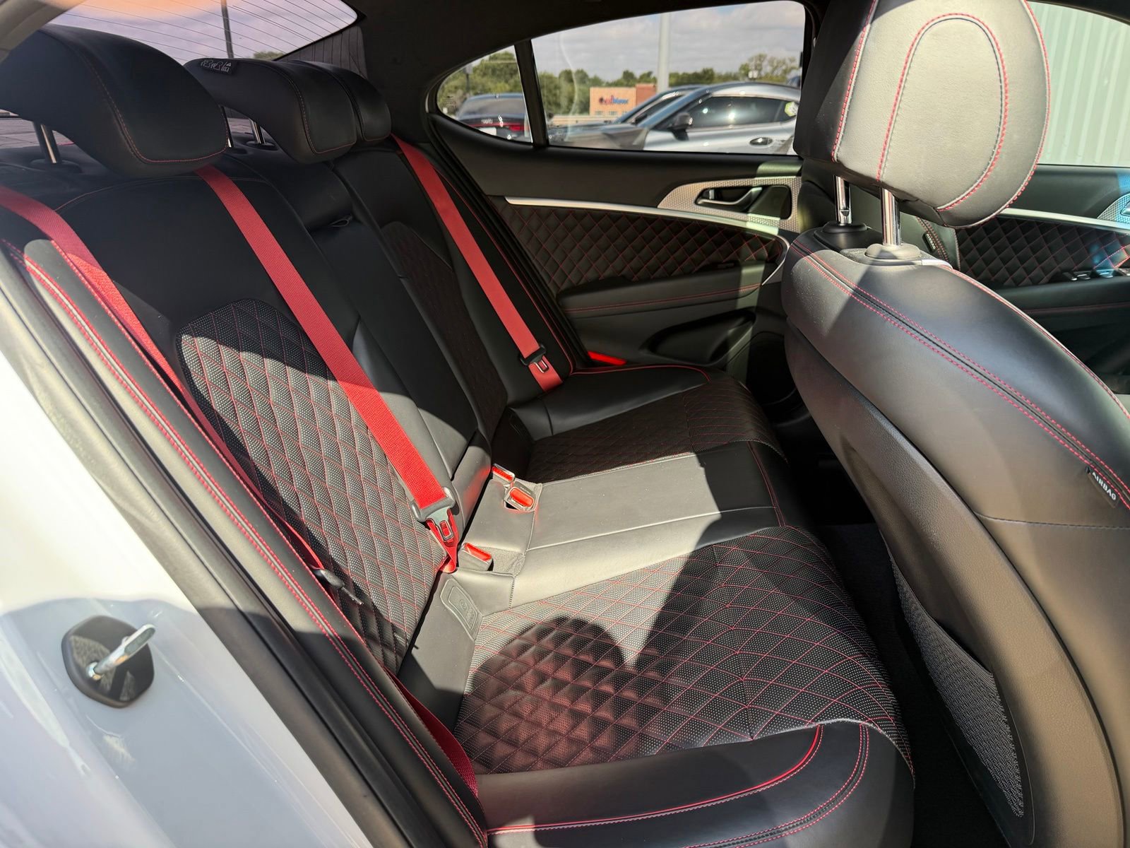 Used 2022 Genesis G70 3.3T RWD image 23