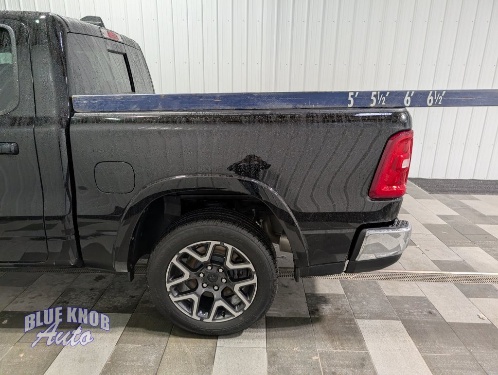 Used 2026 RAM 1500 Laramie AWD/4WD image 3