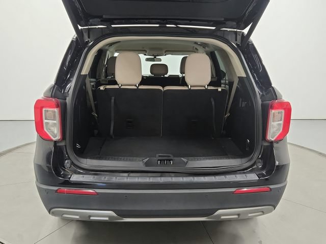 Used 2023 Ford Explorer XLT w/ Equipment Group 202A AWD/4WD image 27