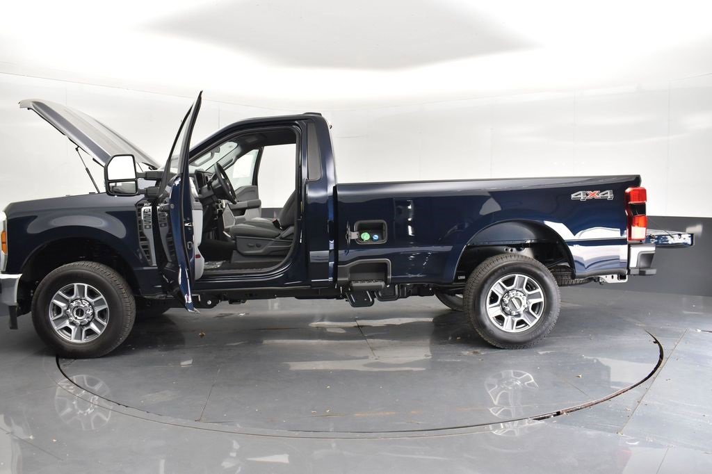 New 2025 Ford F250 XLT w/ 360-Degree Camera Package image 38