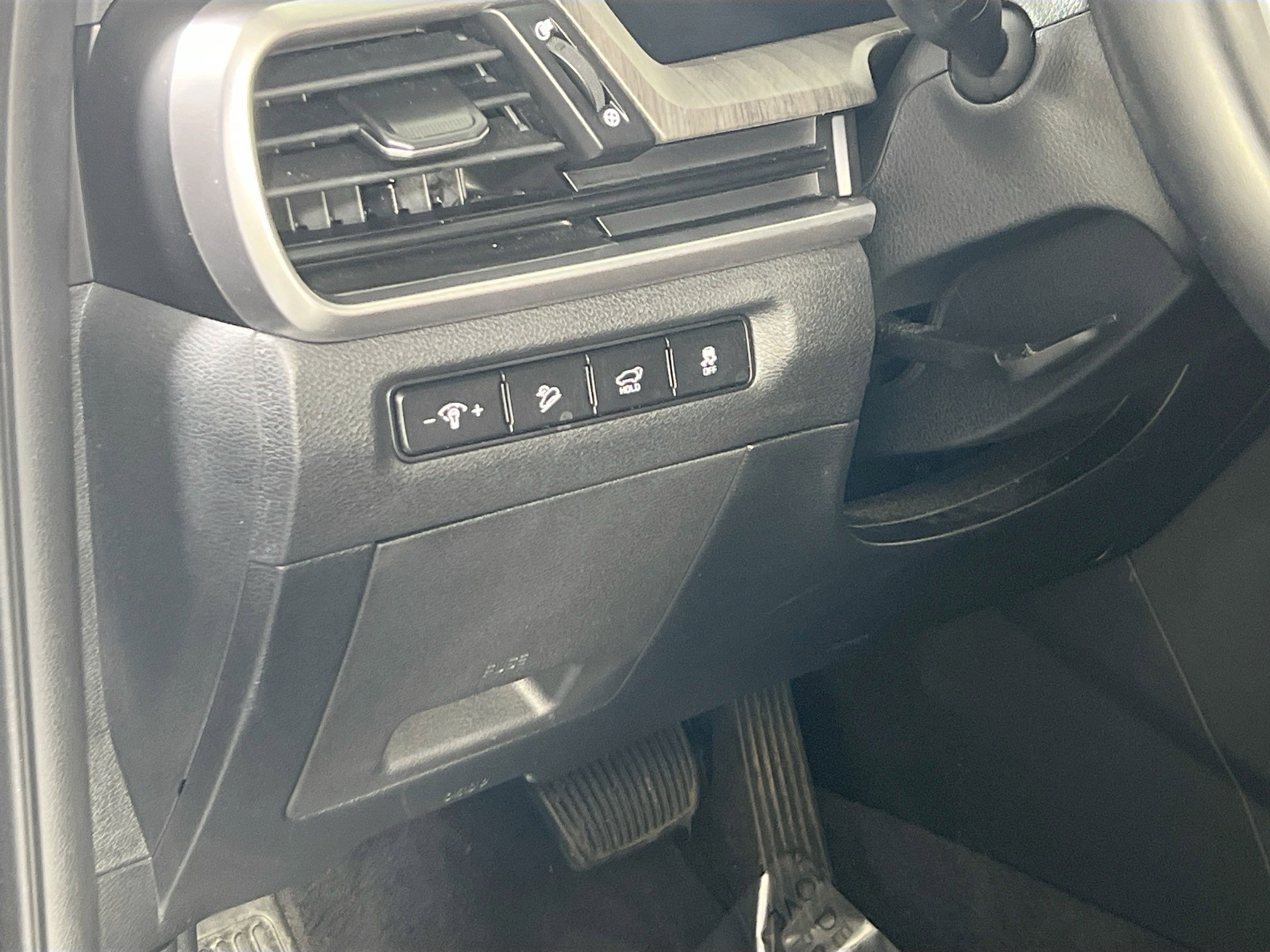 Used 2024 Kia Telluride EX image 10