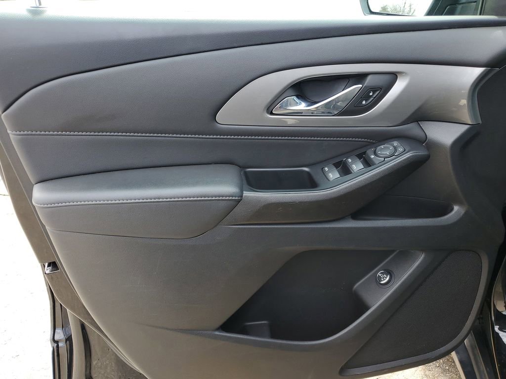 Certified 2023 Chevrolet Traverse LT image 21