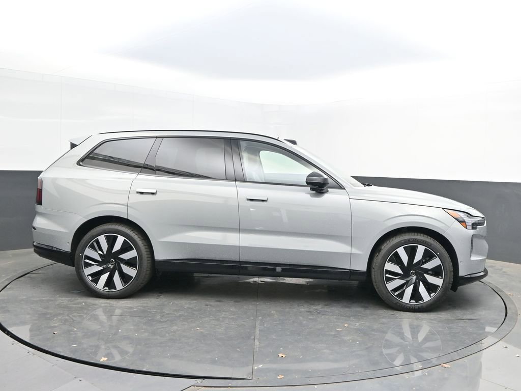 Used 2025 Volvo EX90 Ultra image 8