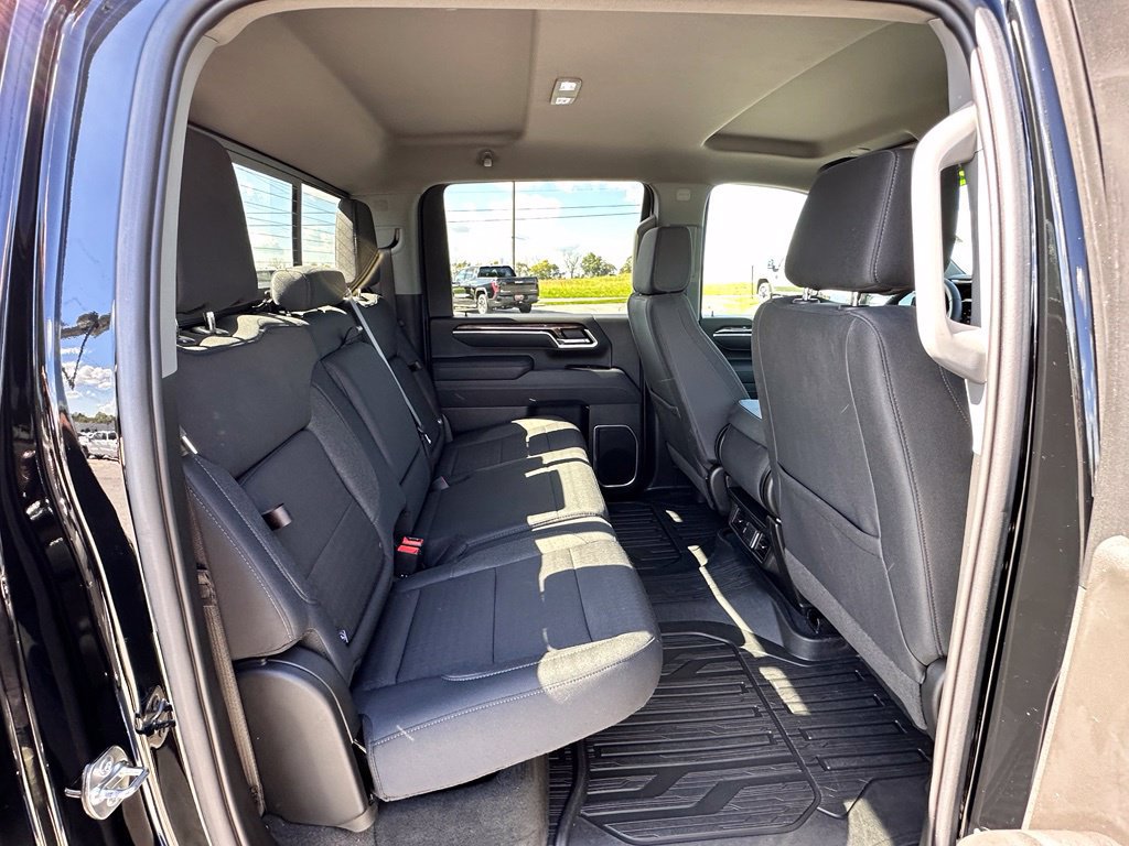 Certified 2026 GMC Sierra 3500 SLE w/ Preferred Package AWD/4WD image 15