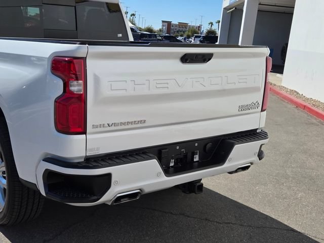 Certified 2023 Chevrolet Silverado 1500 High Country AWD/4WD image 5