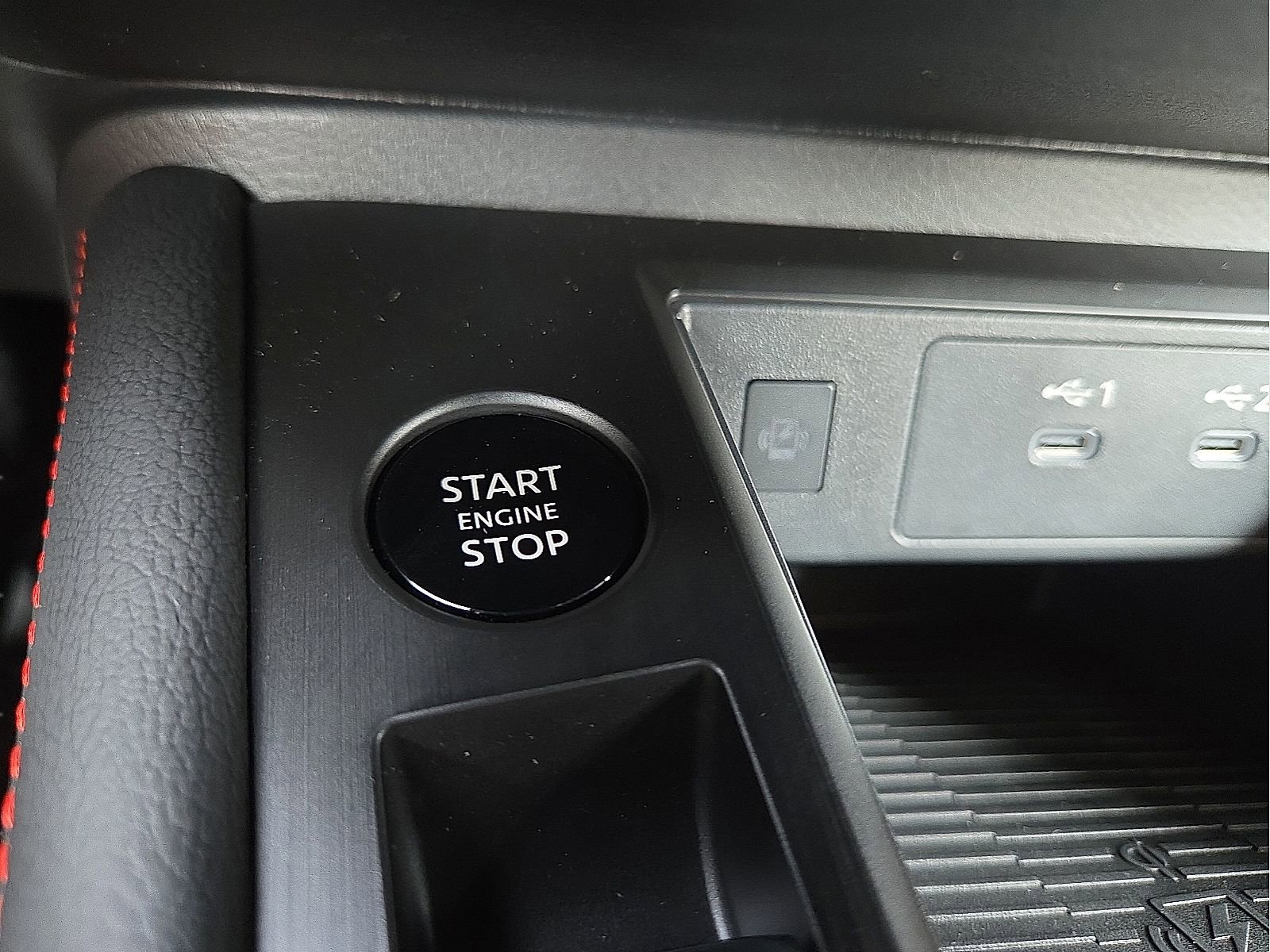 New 2026 Nissan Kicks SR FWD image 19