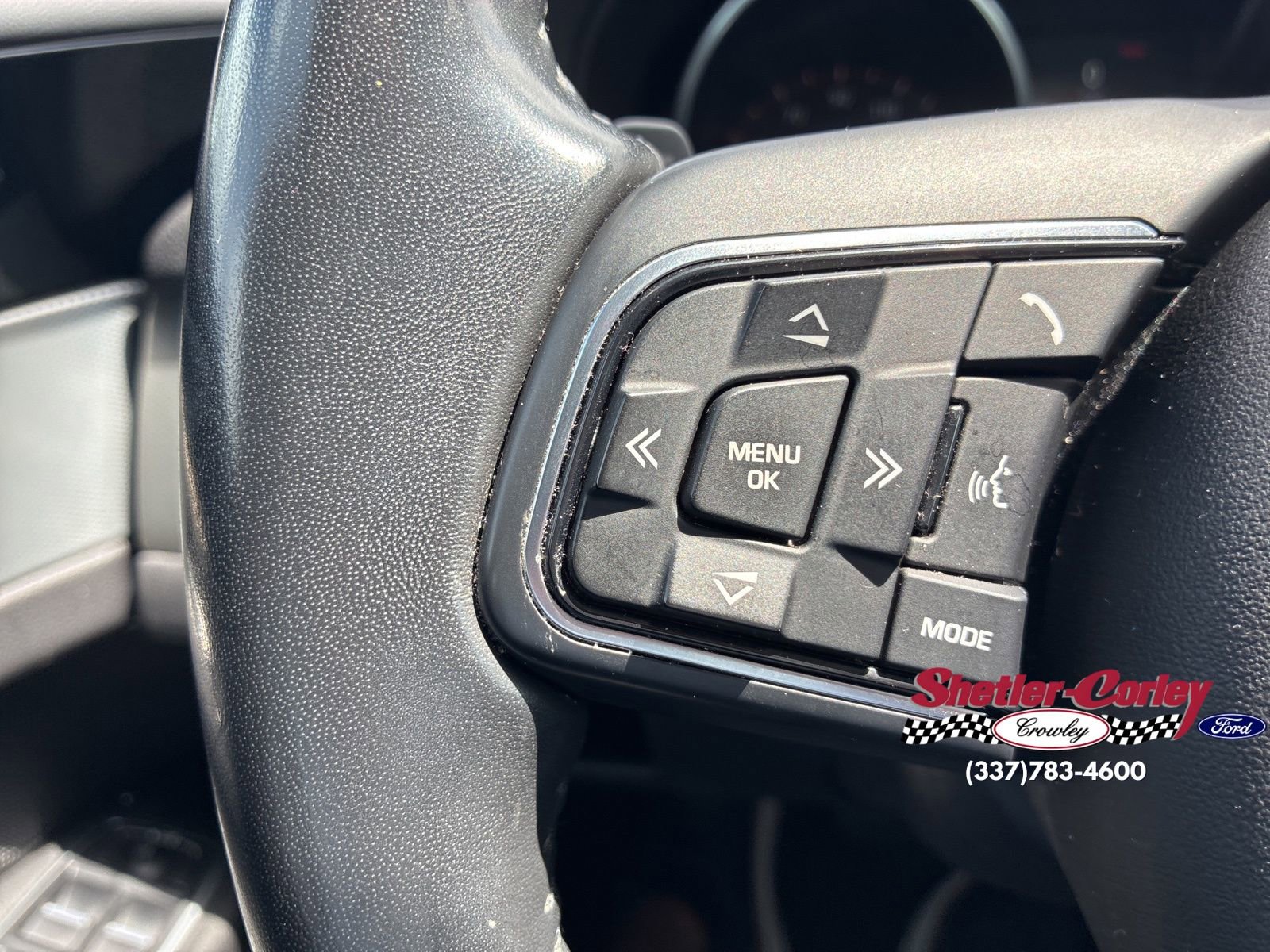 Used 2018 Jaguar XF Premium RWD image 26