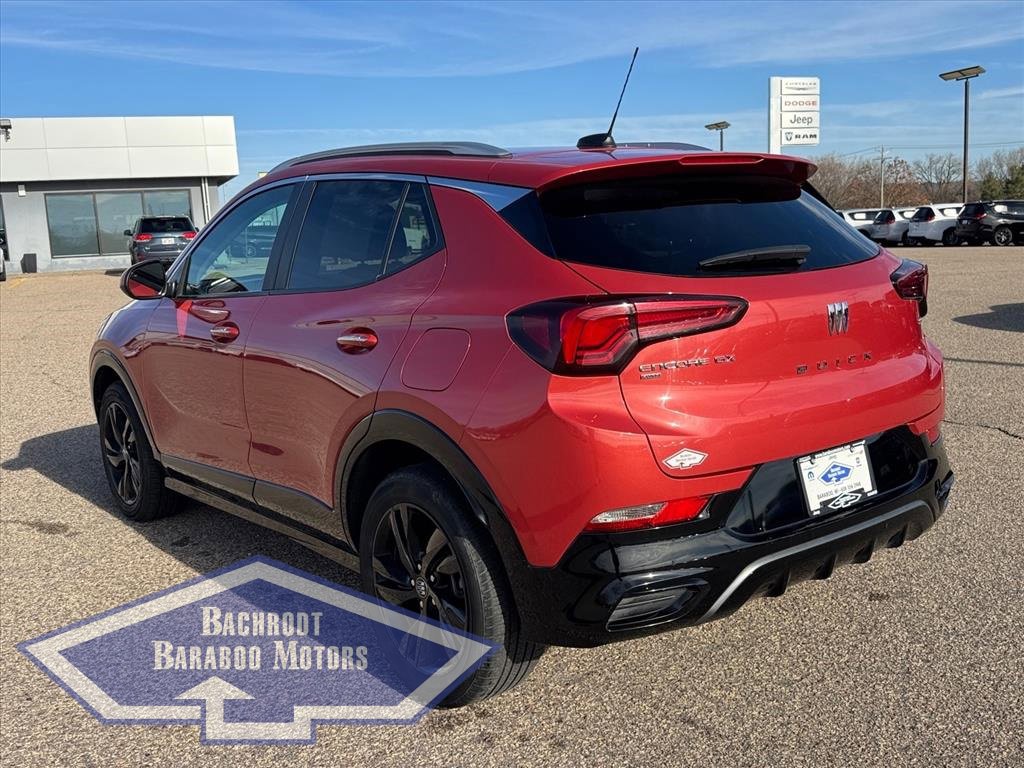 Used 2024 Buick Encore GX Sport Touring image 3