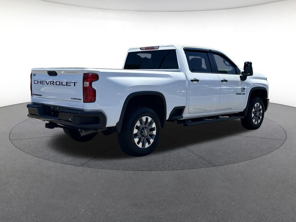 Used 2024 Chevrolet Silverado 2500 Custom w/ Custom Value Package AWD/4WD image 6