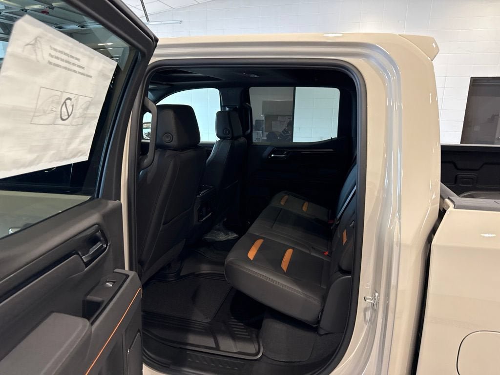 New 2026 GMC Sierra 1500 AT4 w/ AT4 Premium Package AWD/4WD image 18