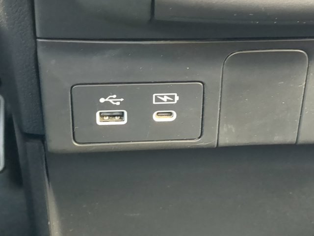Used 2025 Honda Odyssey Sport-L image 27