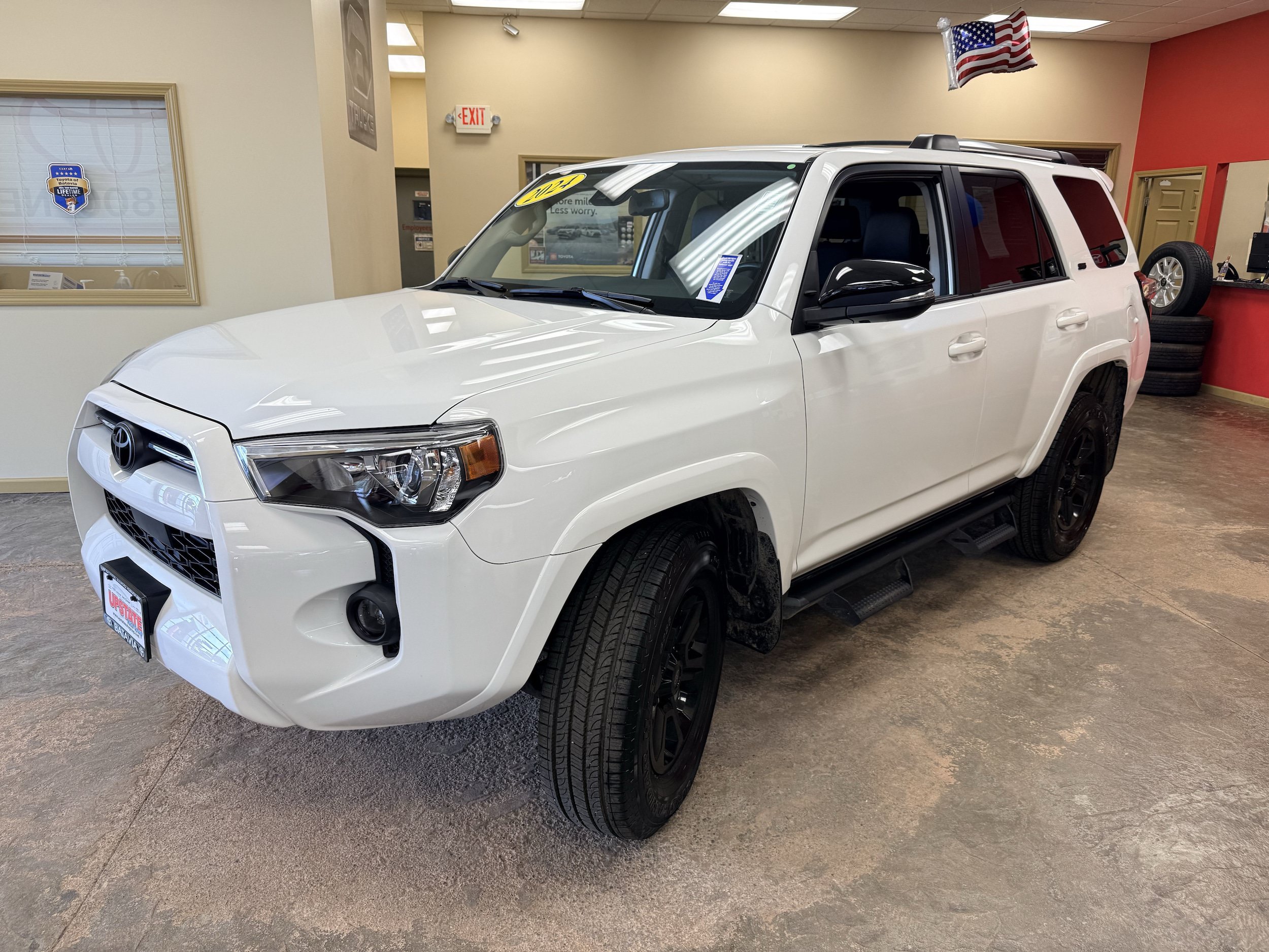 Certified 2024 Toyota 4Runner SR5 Premium w/ Moonroof Package AWD/4WD image 16