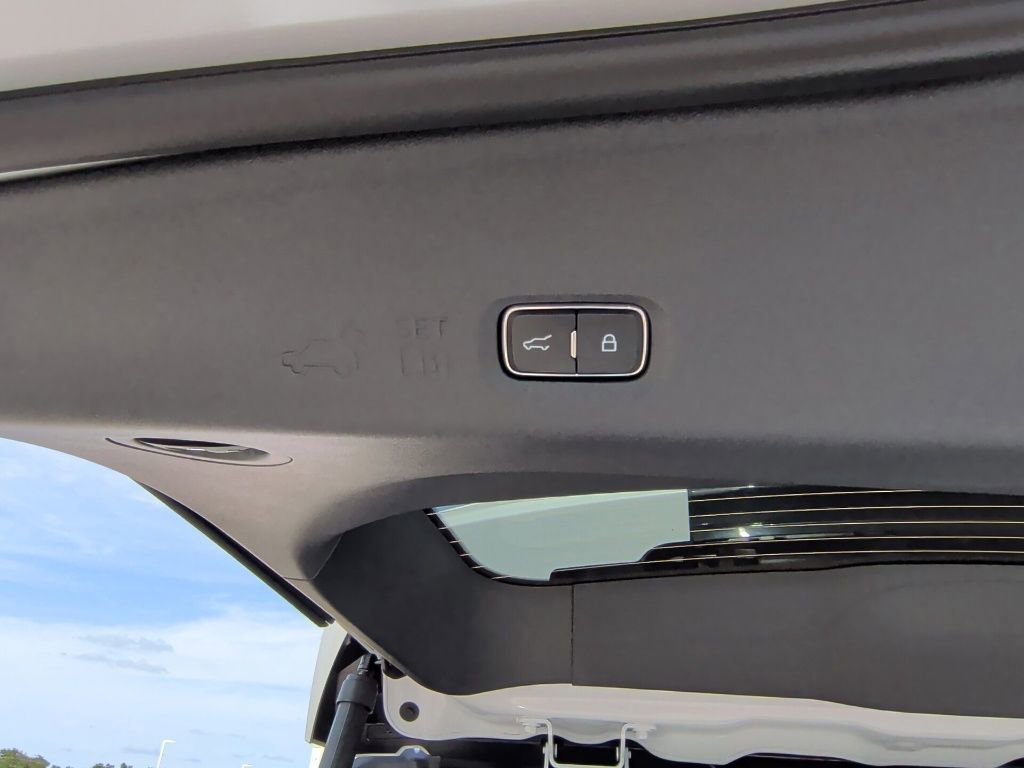 New 2026 Ford Expedition Active RWD image 45