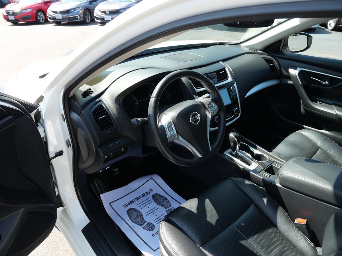 Used 2018 Nissan Altima 2.5 SV w/ 2.5 SV Technology Package FWD image 9
