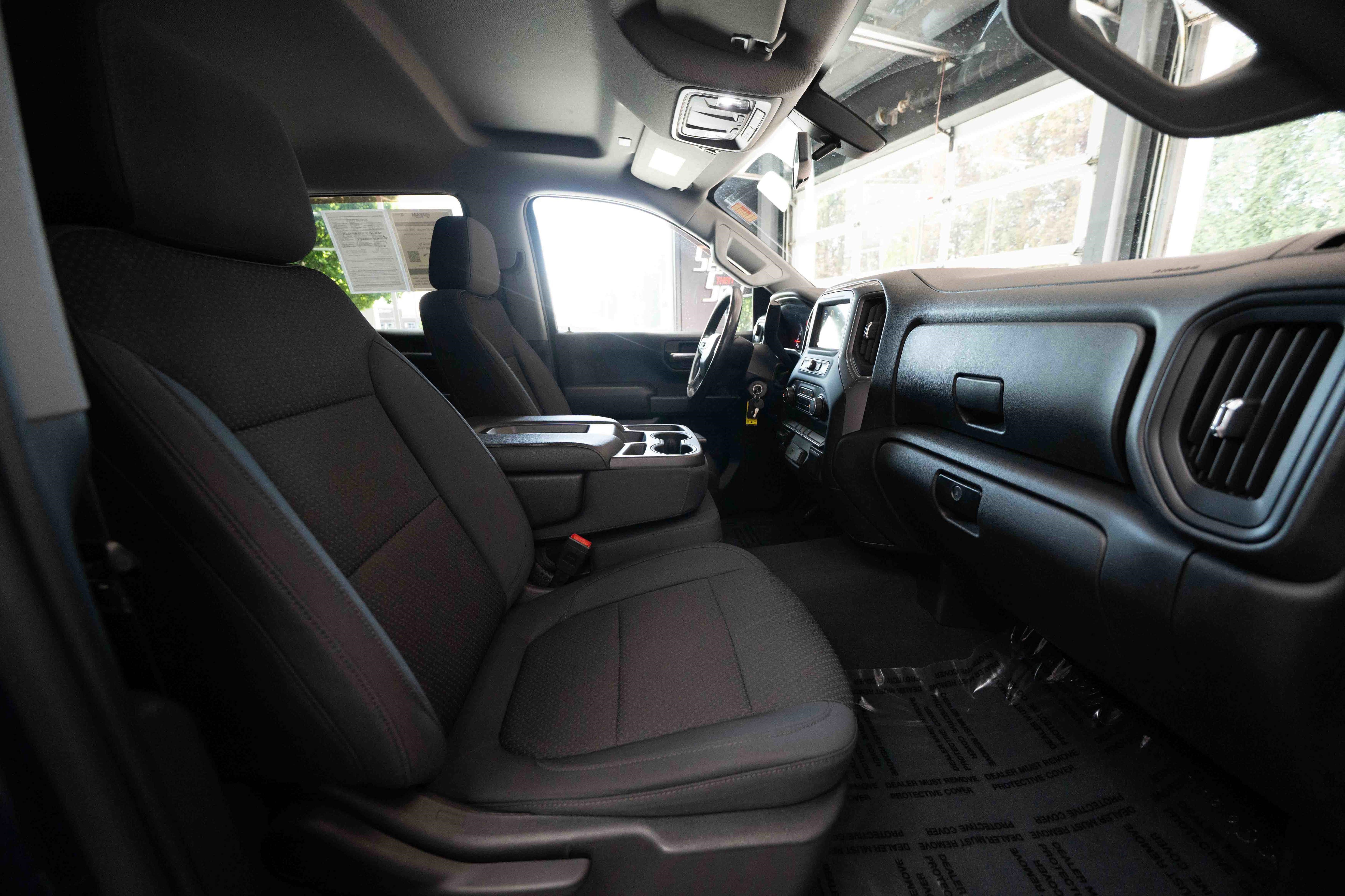 Used 2019 Chevrolet Silverado 1500 Custom w/ Custom Value Package AWD/4WD image 26