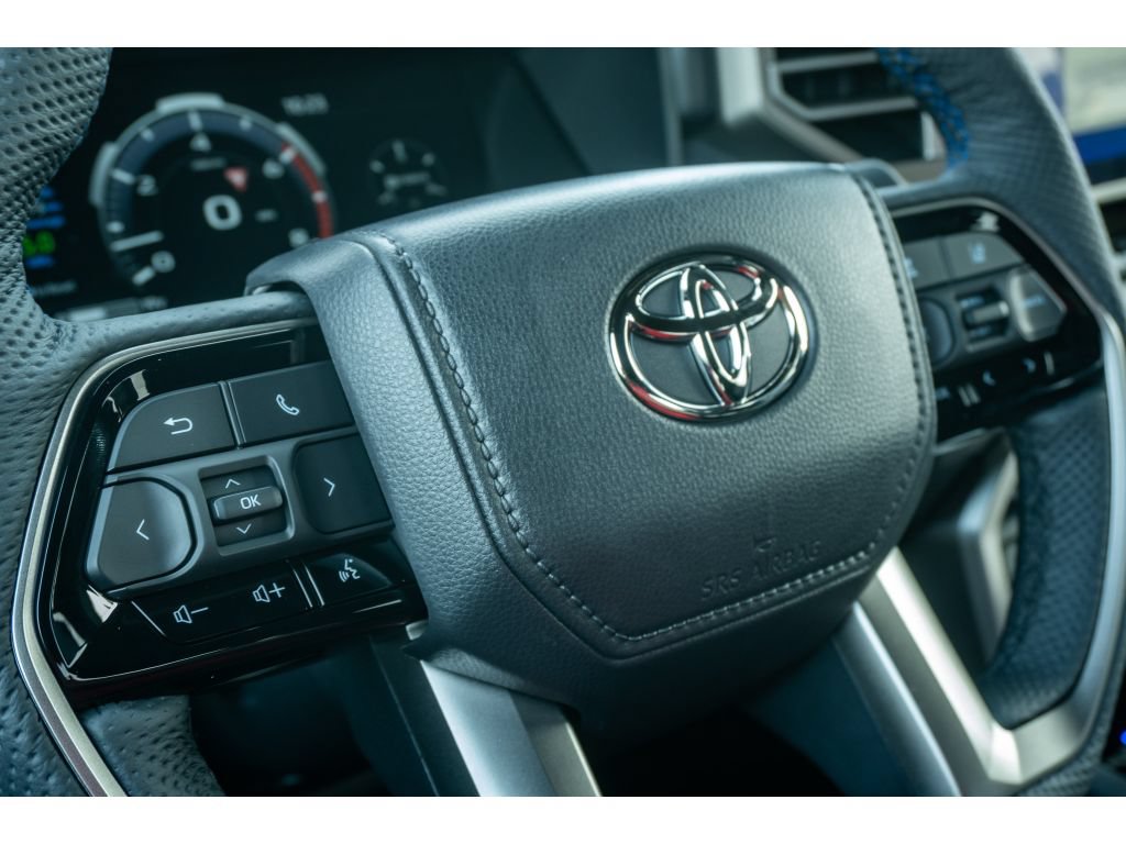Used 2026 Toyota Tundra Platinum AWD/4WD image 30
