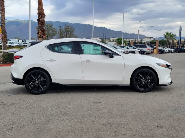 New 2026 MAZDA MAZDA3 Carbon w/ Appearance Package AWD/4WD image 32