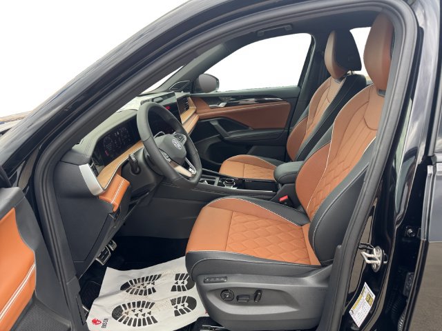 New 2026 Volkswagen Tiguan SEL R-Line AWD/4WD image 9