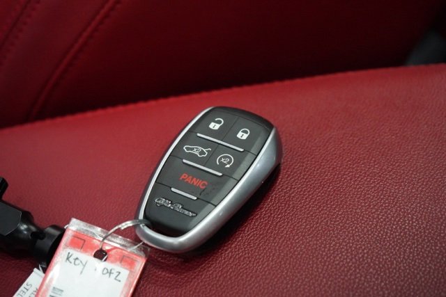 Used 2024 Alfa Romeo Stelvio Veloce image 36