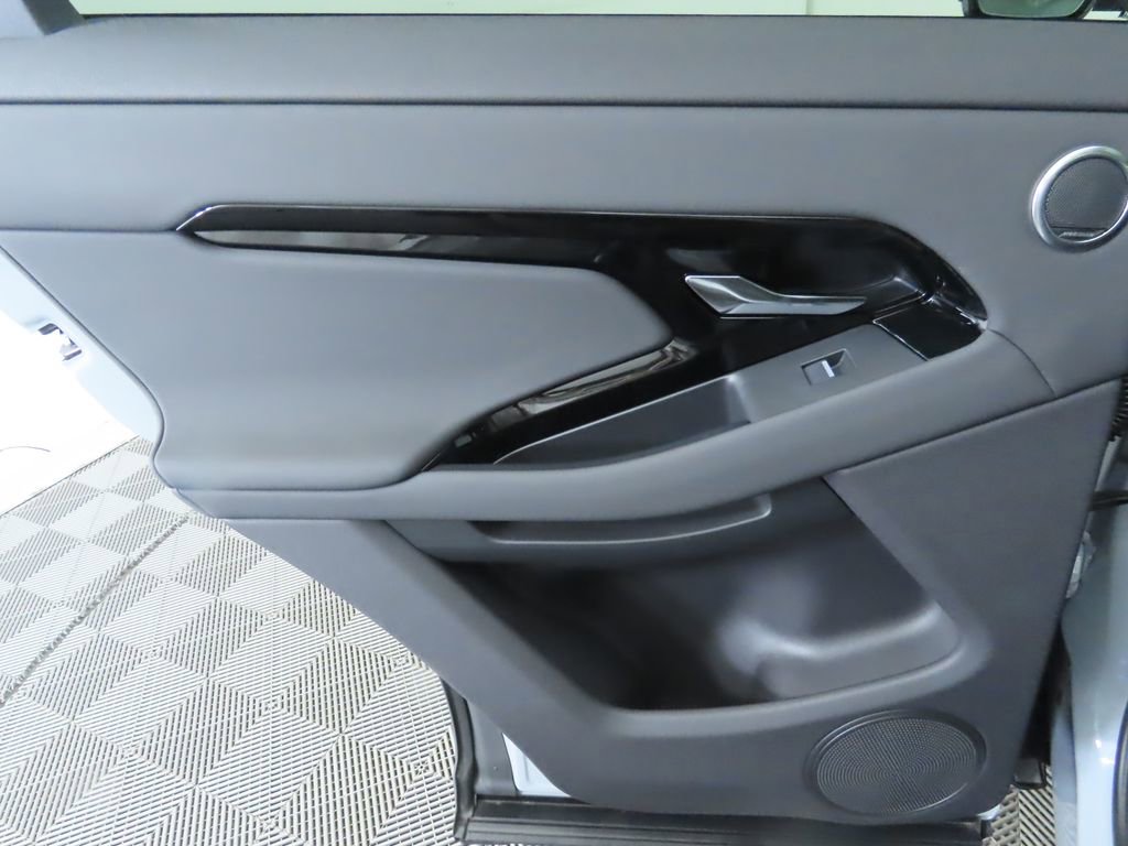 New 2026 Land Rover Range Rover Evoque S image 27