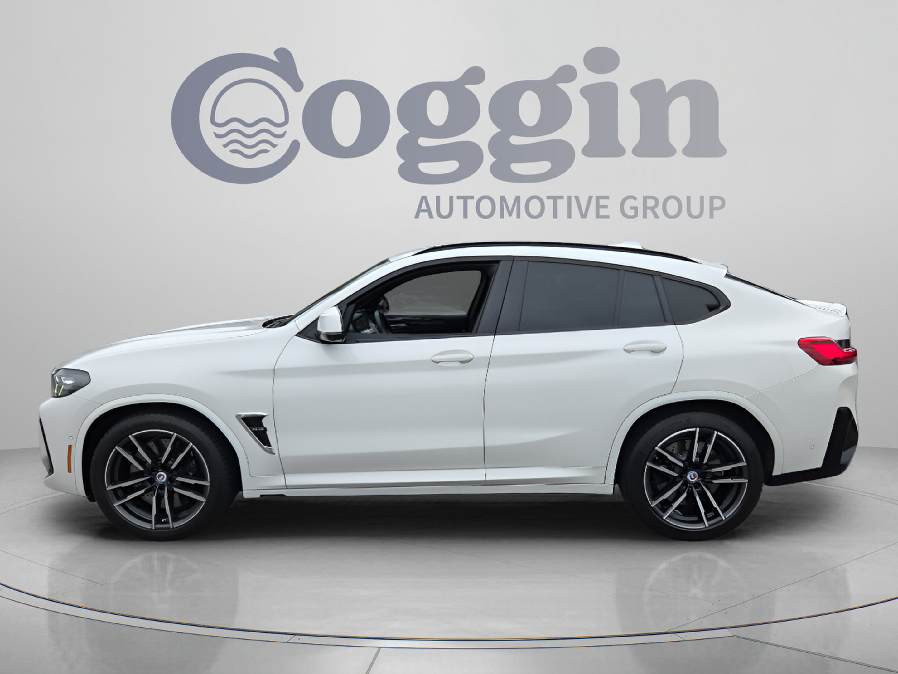 Used 2023 BMW X4 M w/ Executive Package AWD/4WD image 2
