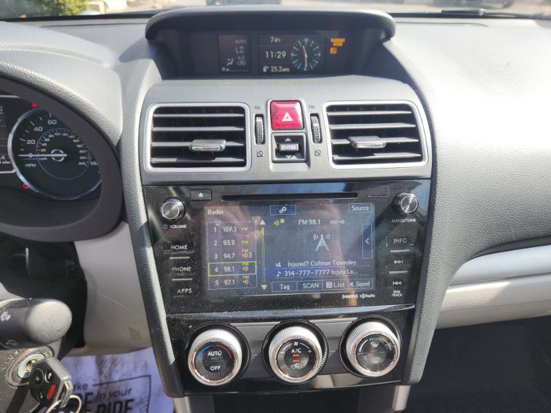 Used 2017 Subaru Forester 2.5i Premium image 12