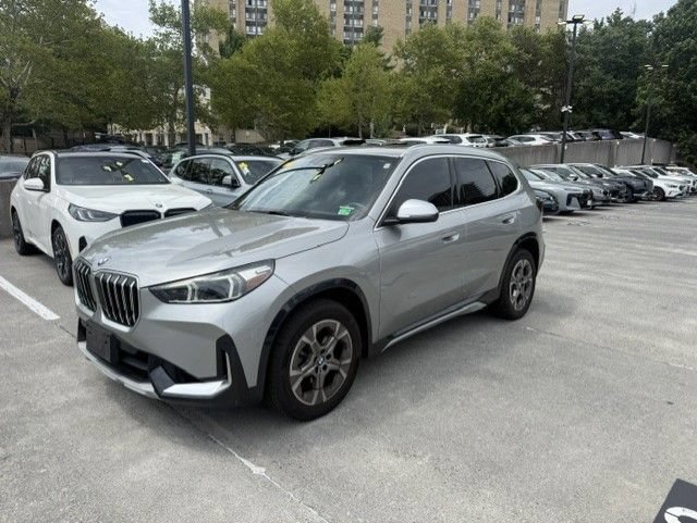 Used 2023 BMW X1 xDrive28i w/ Convenience Package AWD/4WD image 1