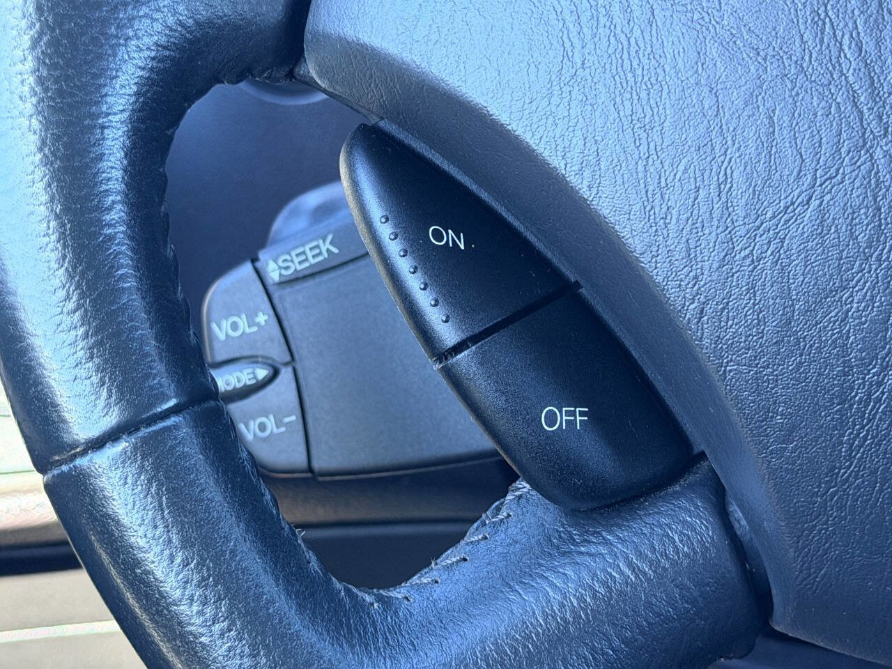Used 2007 Ford Focus SES FWD image 26