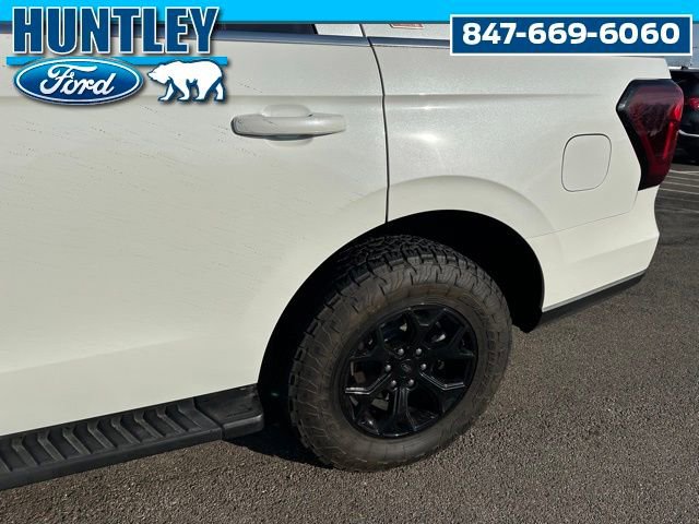 Used 2022 Ford Expedition Timberline image 8