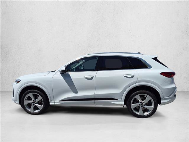 Certified 2025 Audi Q5 Premium w/ Premium Plus AWD/4WD image 9