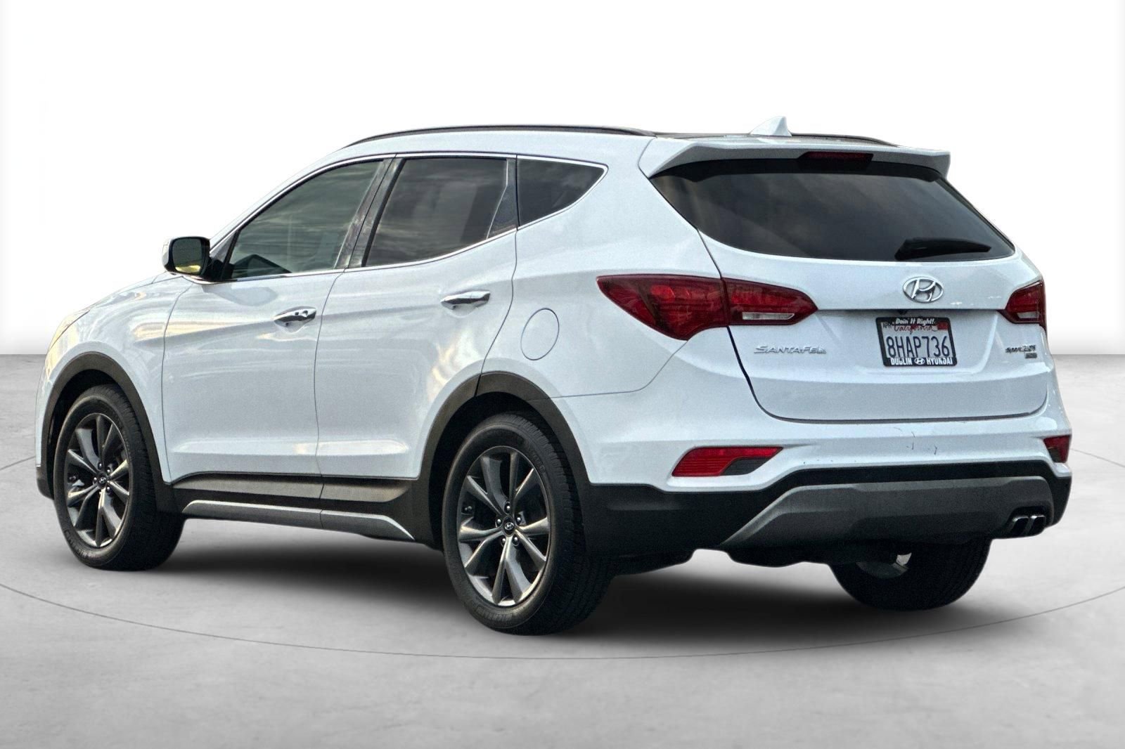 Used 2017 Hyundai Santa Fe Sport image 4