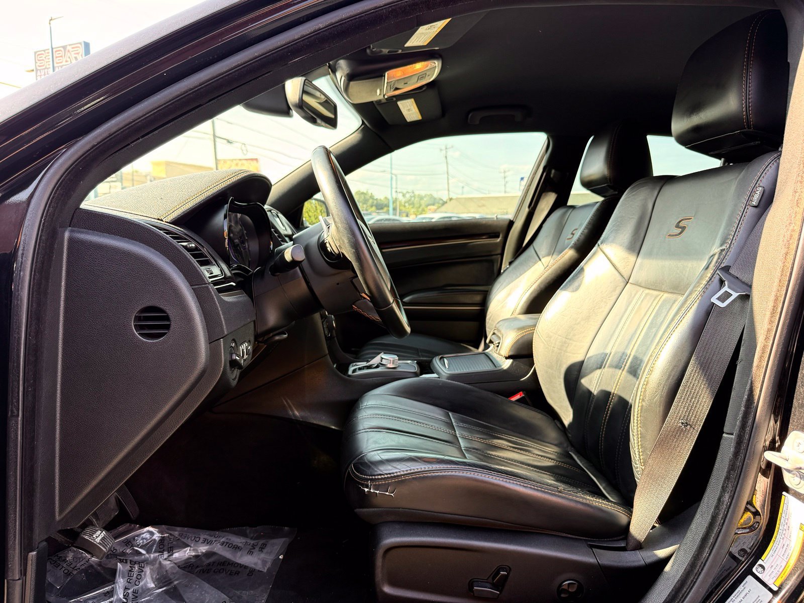 Used 2016 Chrysler 300 S RWD image 21