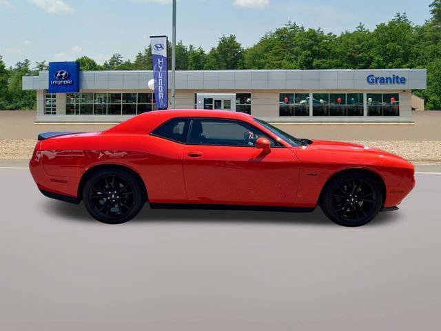 Used 2018 Dodge Challenger R/T w/ Blacktop Package RWD image 6