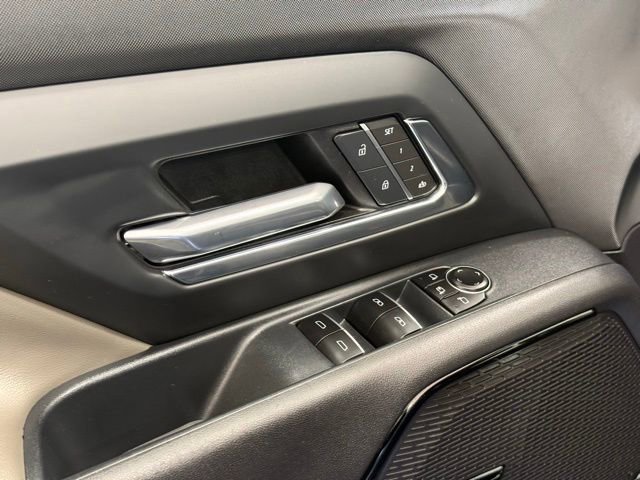 Used 2026 Chevrolet Silverado EV Trail Boss AWD/4WD image 17