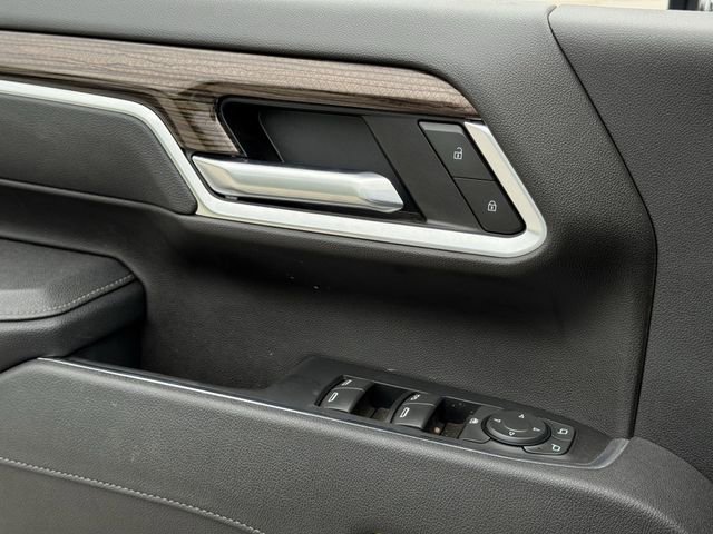 Used 2025 Chevrolet Silverado 3500 LT AWD/4WD image 24