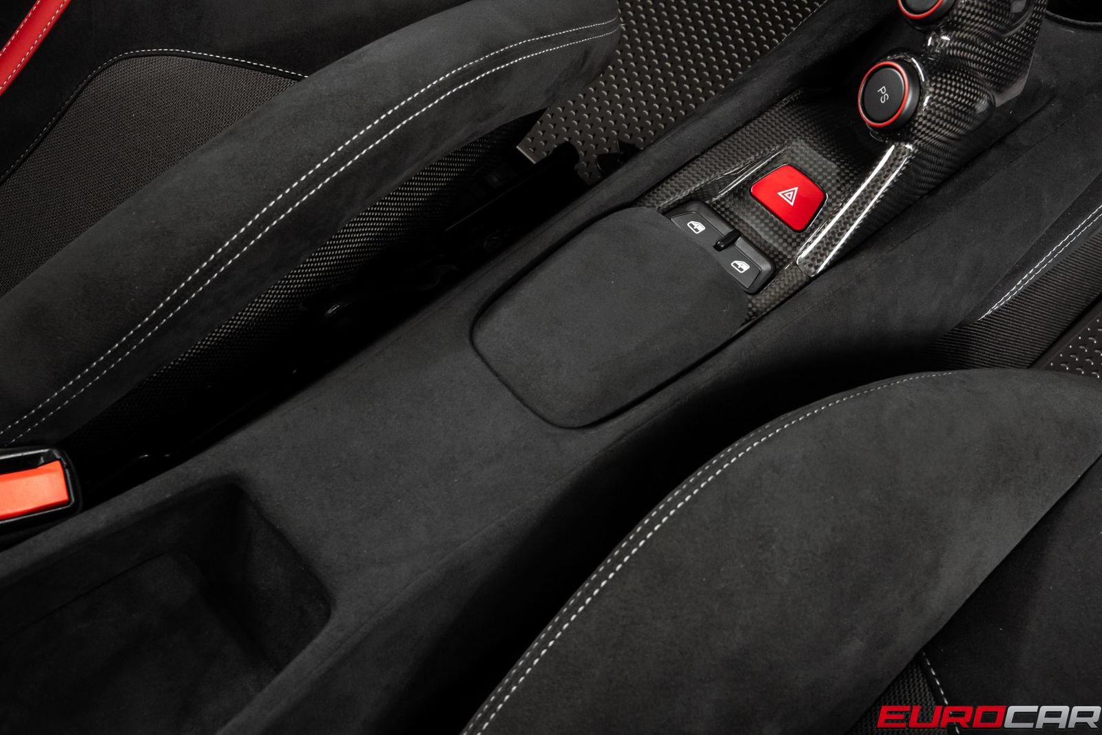 Used 2019 Ferrari 488 Pista Coupe RWD image 38