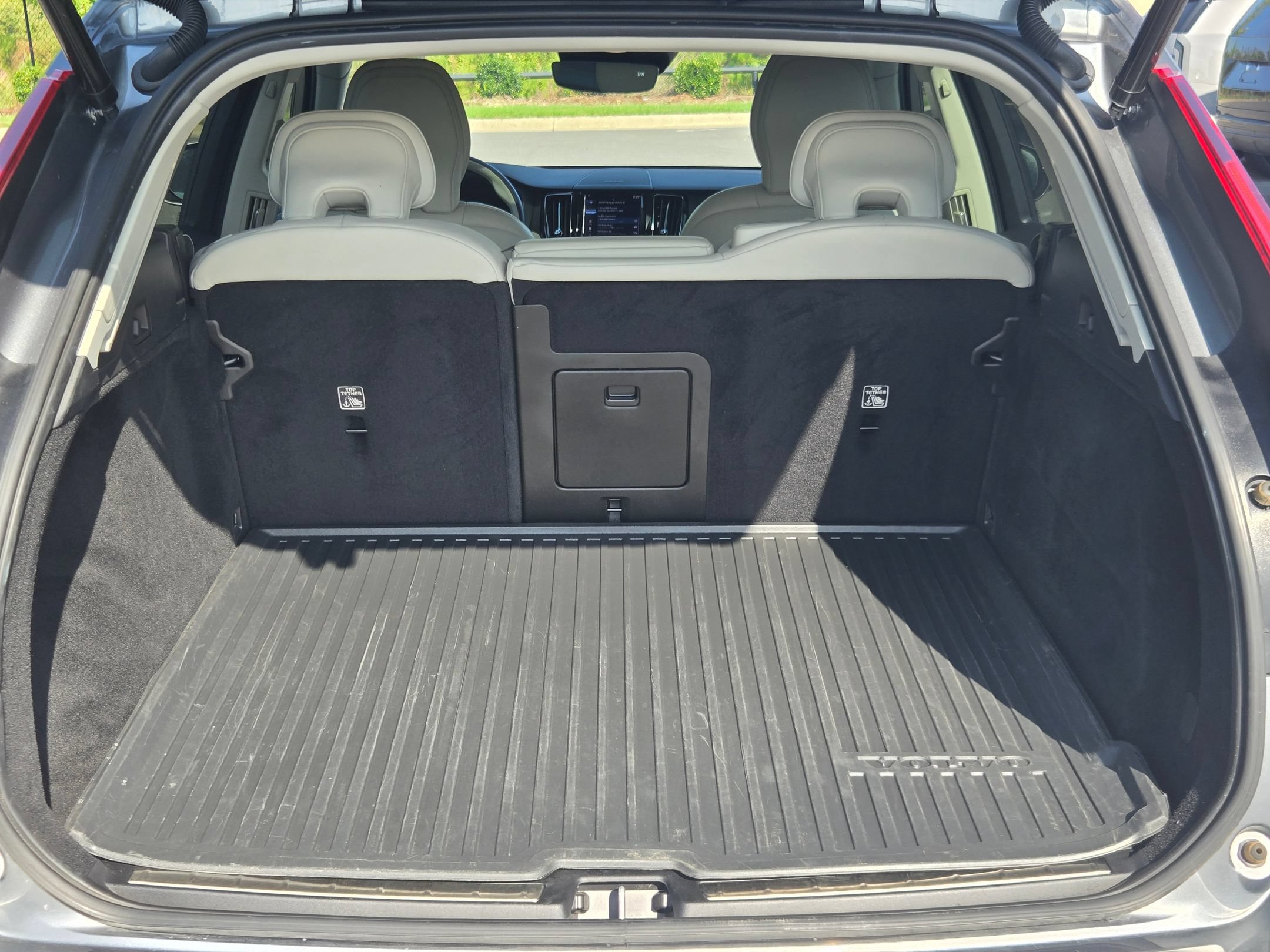 Used 2021 Volvo XC60 T5 Inscription w/ Protection Package Premier FWD image 18