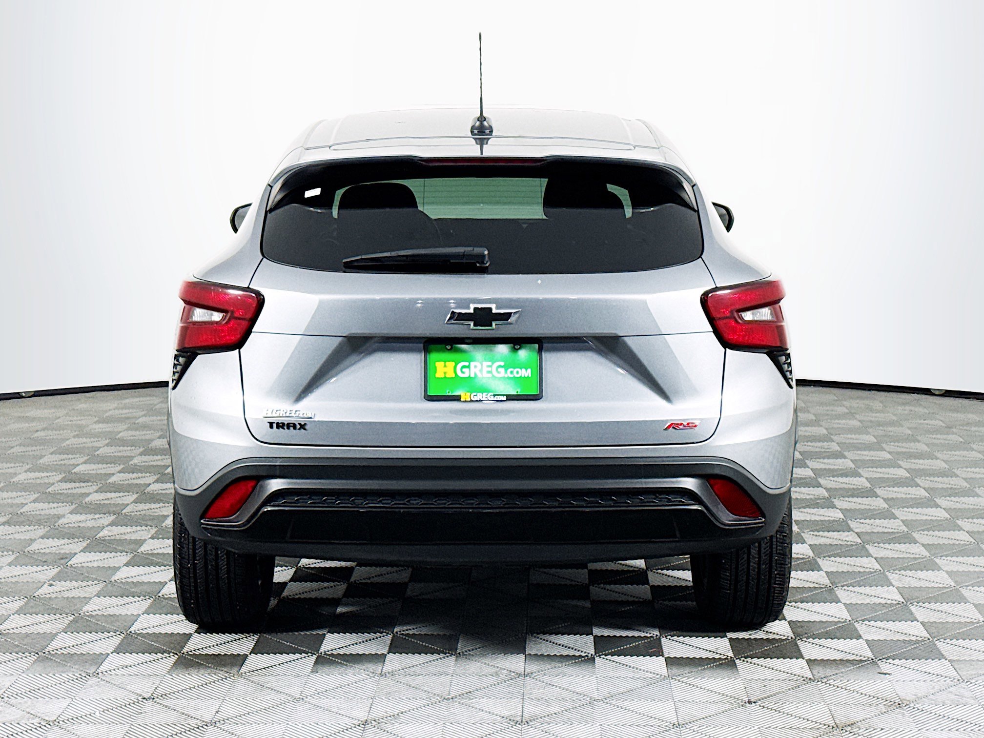 Used 2024 Chevrolet Trax RS w/ Sunroof Package FWD image 8