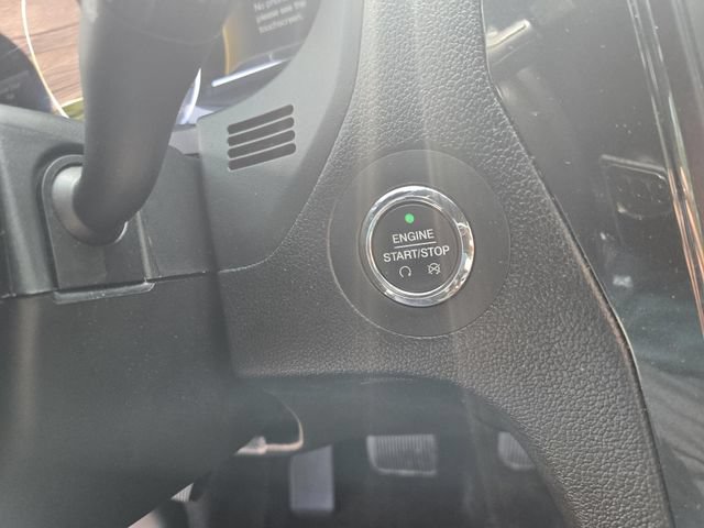 Used 2016 Ford Explorer XLT w/ Equipment Group 202A FWD image 21