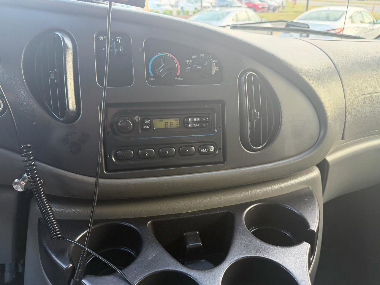 Used 2007 Ford E-250 and Econoline 250 RWD image 45