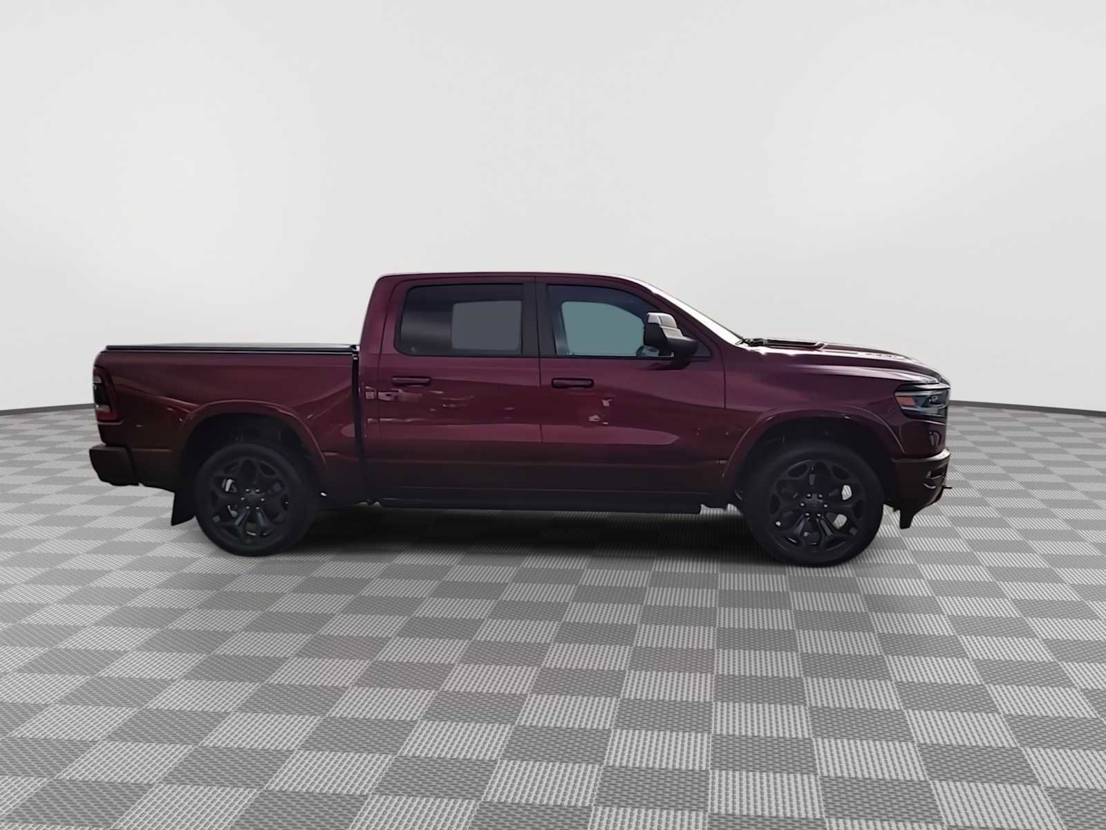 Used 2021 RAM 1500 Limited w/ Night Edition image 9