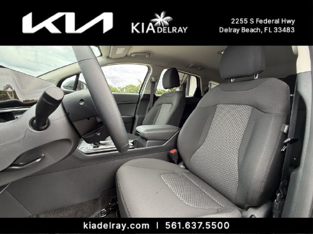 Used 2026 Kia Sportage LX FWD image 17