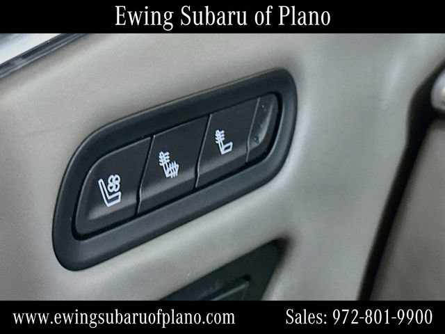 Used 2021 Cadillac Escalade Premium Luxury Platinum AWD/4WD image 21