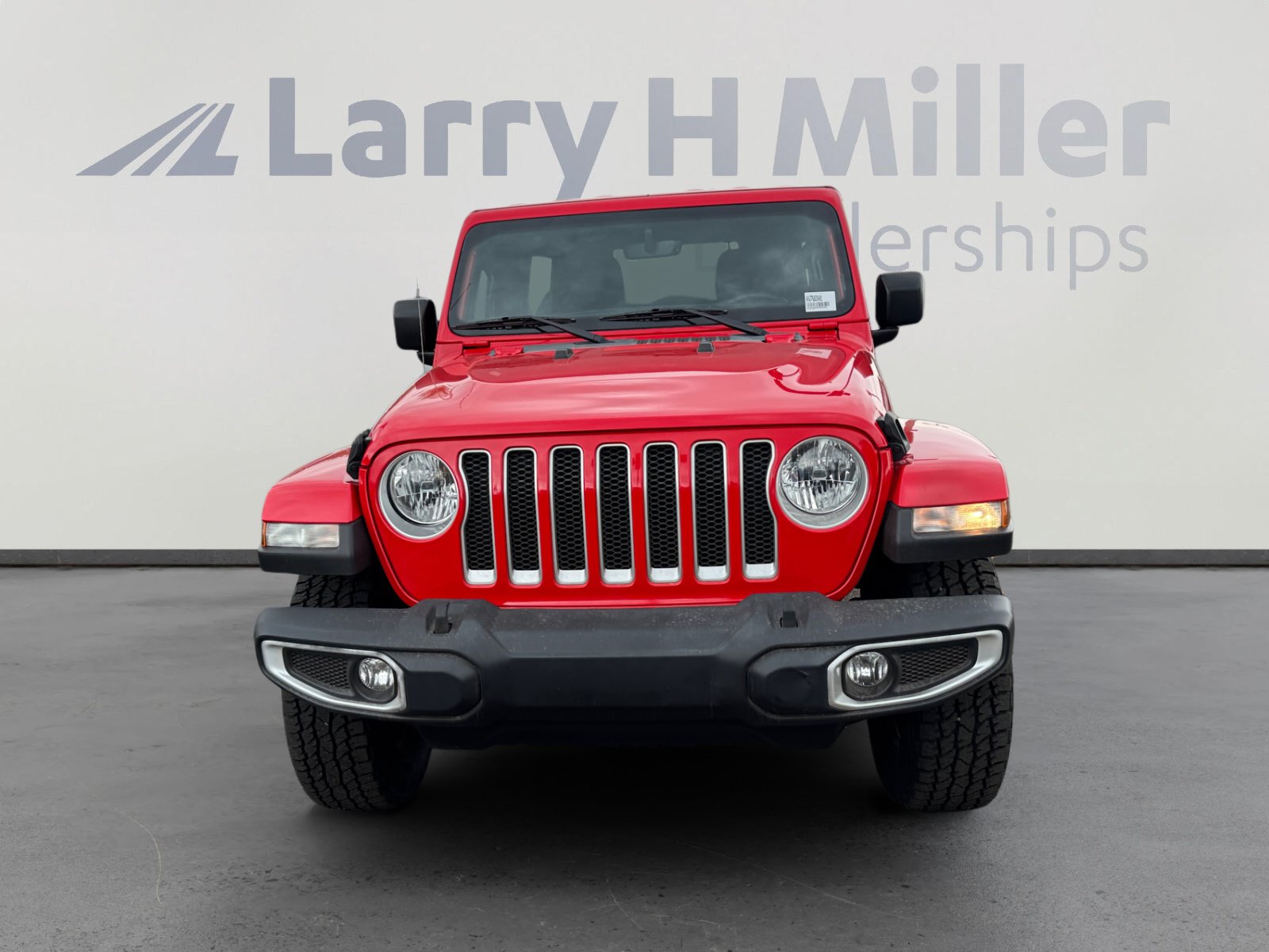Used 2023 Jeep Wrangler Unlimited Sahara AWD/4WD image 8