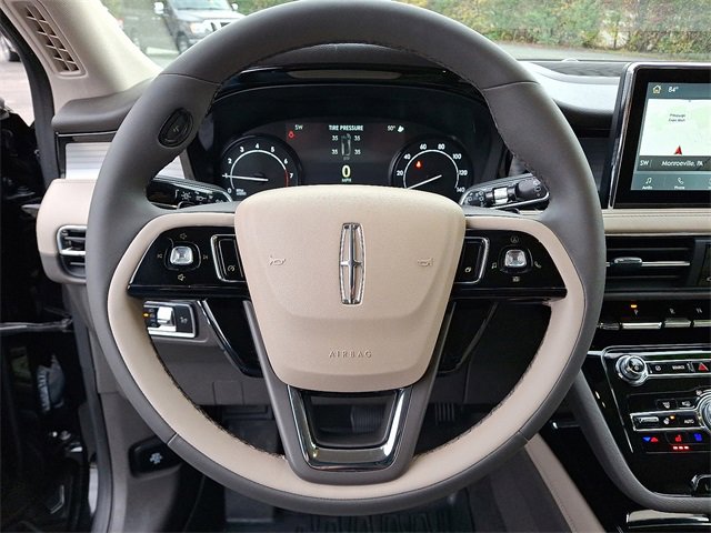 Certified 2022 Lincoln Corsair AWD w/ Equipment Group 101A image 20